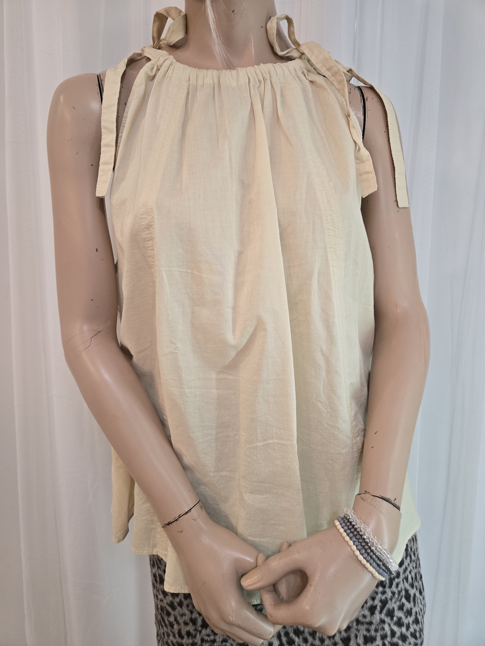H&M Cream Tie-Shoulder Sleeveless Top. Brand New With Tags.  100% Cotton.